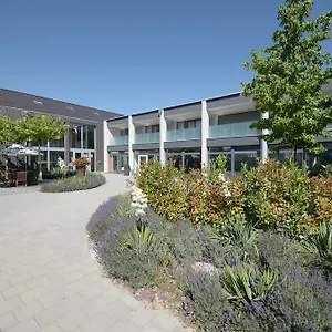Q.c.m. Campus 3*, Belp Zwitserland